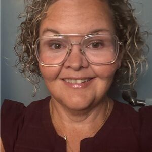 Meet your Posher, Kristin